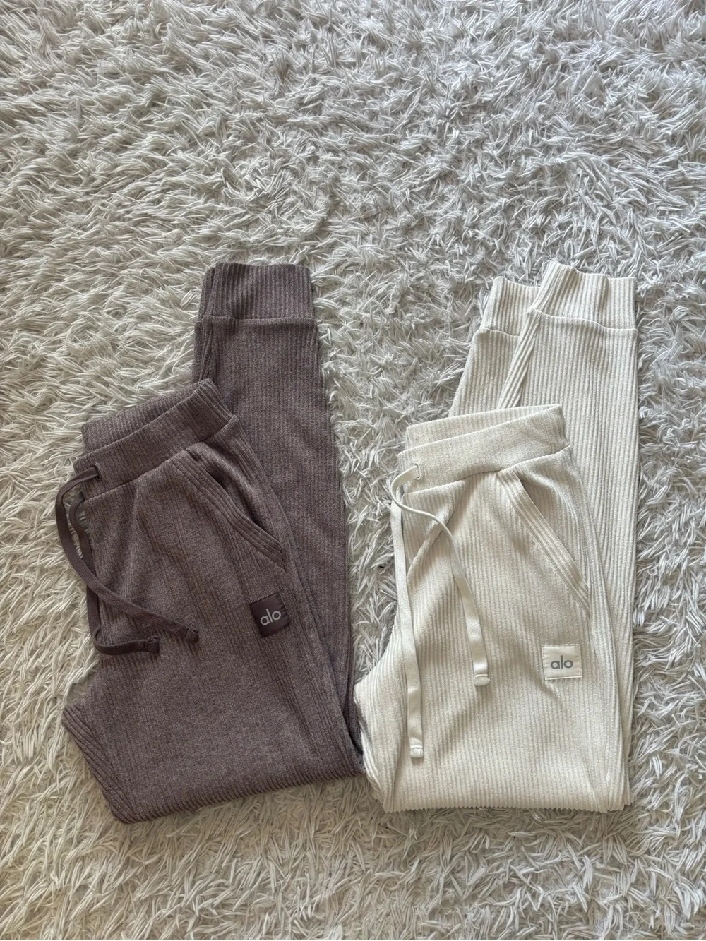 ALO Yoga Kids Ribbed Joggers — Brown and Cream
